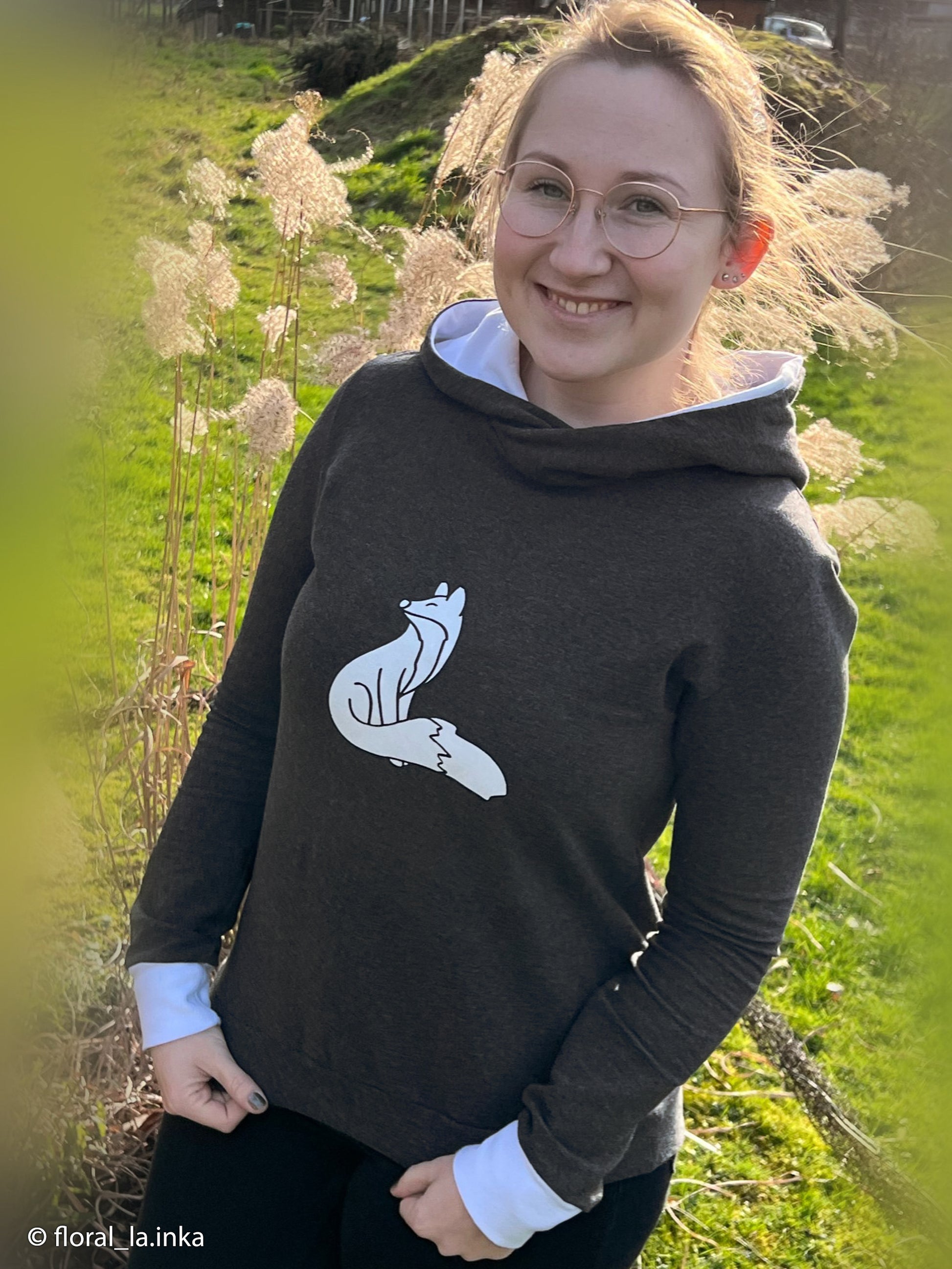 Dunkelgrau melierter French Terry Sweat Stoff Maike als Hoodie vernäht