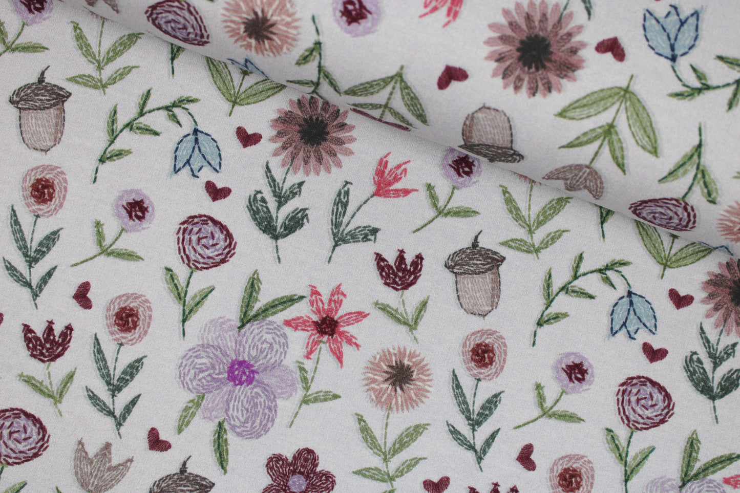 French Terry Sweatstoff Embroidery Flowers mit Stickmotiv als Druck quer