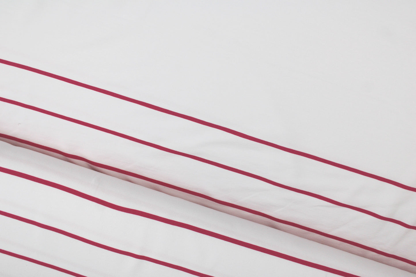 Modalsweat-Panel Lineas mit Streifen in Pink auf weißem Grund quer