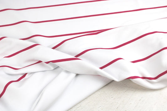 Modalsweat-Panel Lineas mit Streifen in Pink auf weißem Grund