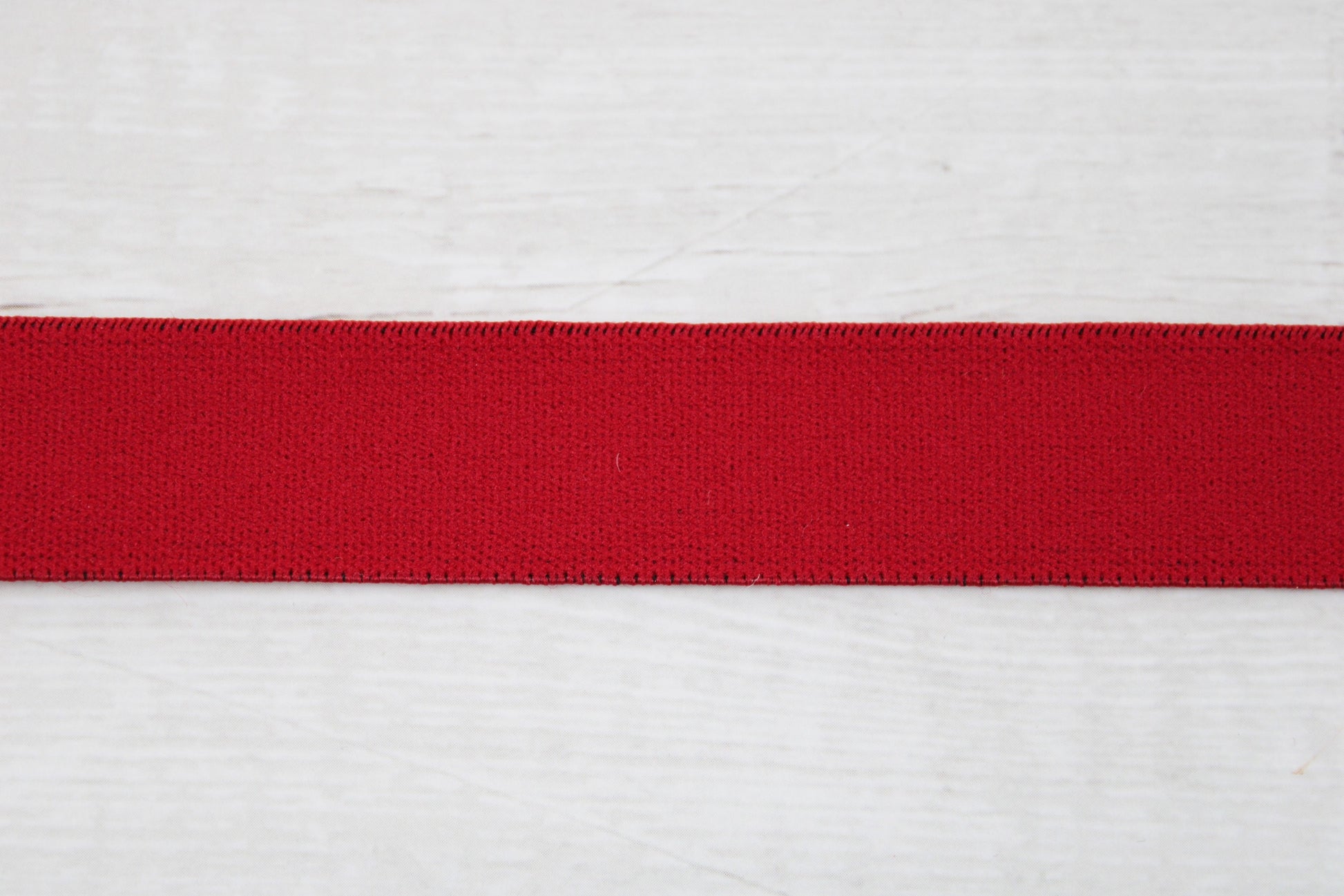 Gummiband Elastic-Bund in 20mm rot Detail