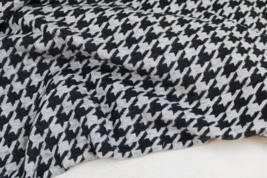 Weicher Jacquardjersey mit Hahnentrittmuster in Grau meliert und Schwarz