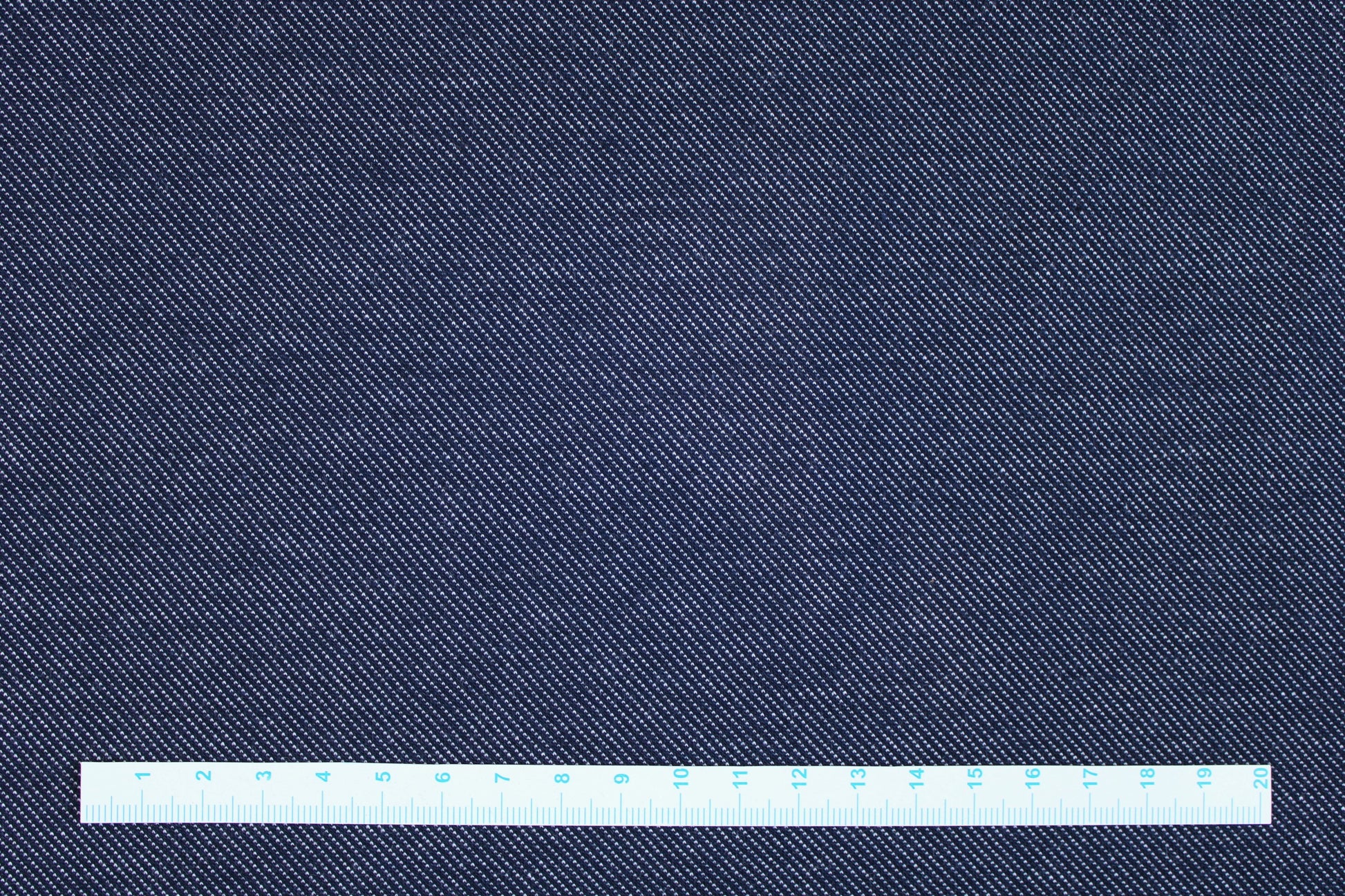 Dunkelblauer Baumwolljersey Austin in Jeansoptik Maßstab