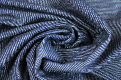 Dunkelblauer Baumwolljersey Austin in Jeansoptik gedreht