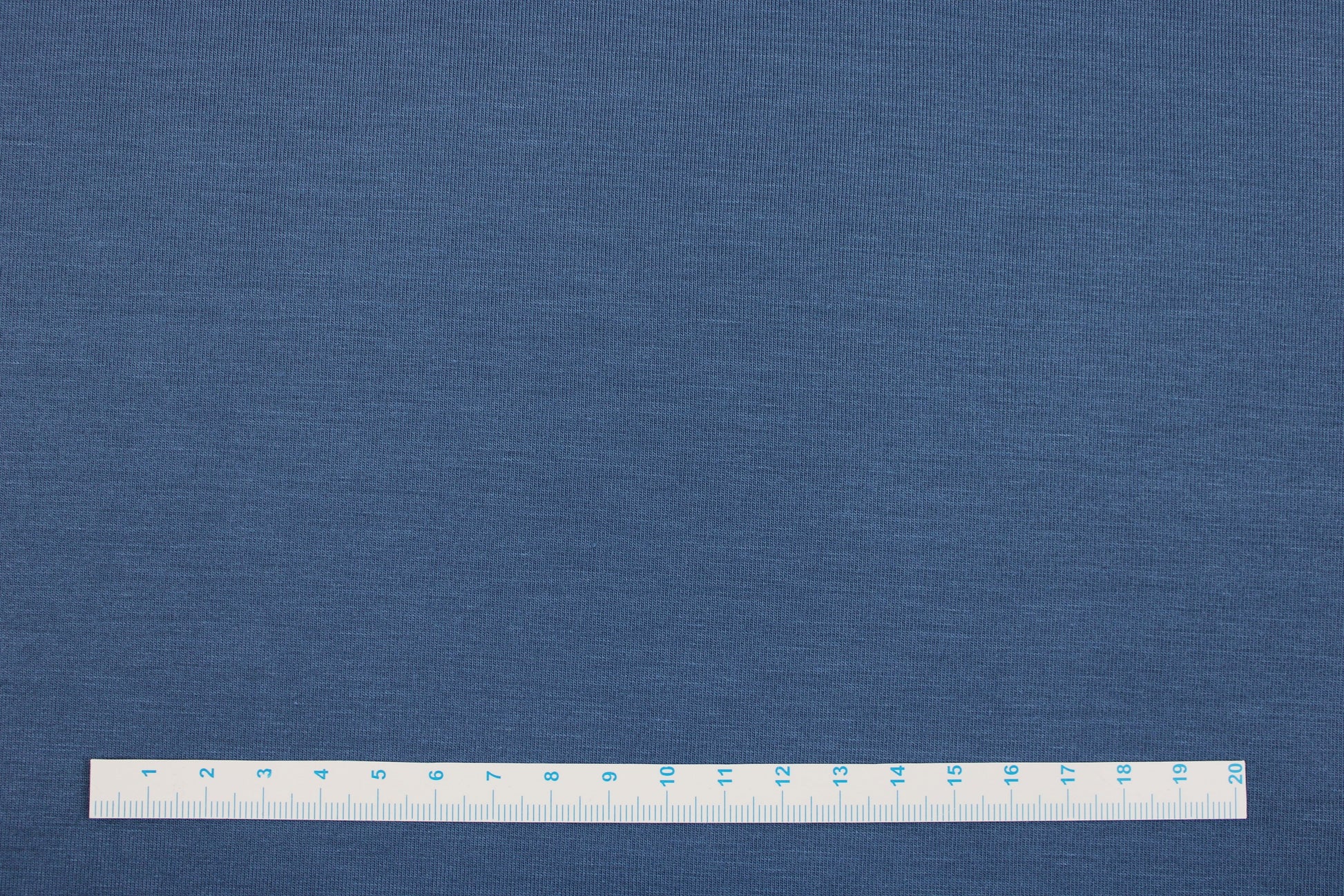 Wicher Modaljersey in uni Jeansblau Maßstab
