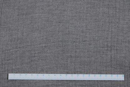 Musselinstoff in Grau Beige meliert Maßstab