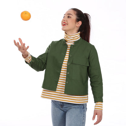 Schnittmuster Frau Cleo kurze Jacke mit Stehkragen