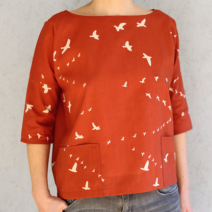 Schnittmuster kurze Bluse mit Taschen Frau Aiko von Studio Schnittreif