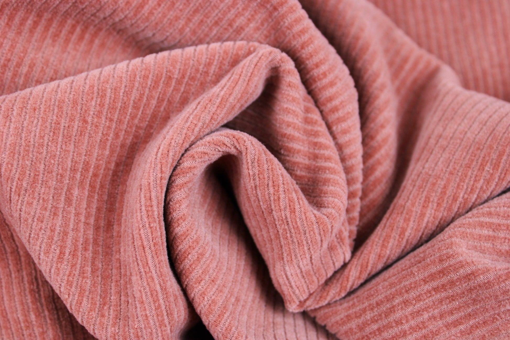 Stretchcord Cordjersey Juna in Blush gedreht