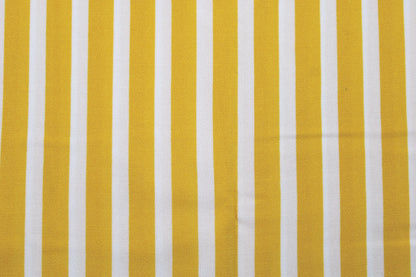 Viskosecrepe mit Streifen in gelb/weiß aus der Fibre Mood Detailbild