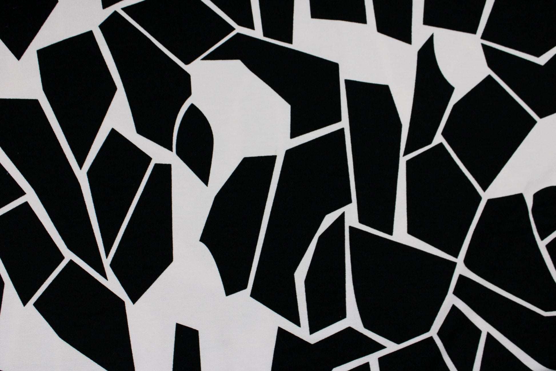 Viskosejersey Odd Puzzle in Schwarz, Weiß von mind the maker Detailbild