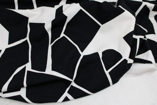 Viskosejersey Odd Puzzle in Schwarz, Weiß von mind the maker