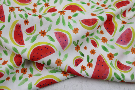 Sommerlicher Viskosestoff mit Wassermelonen