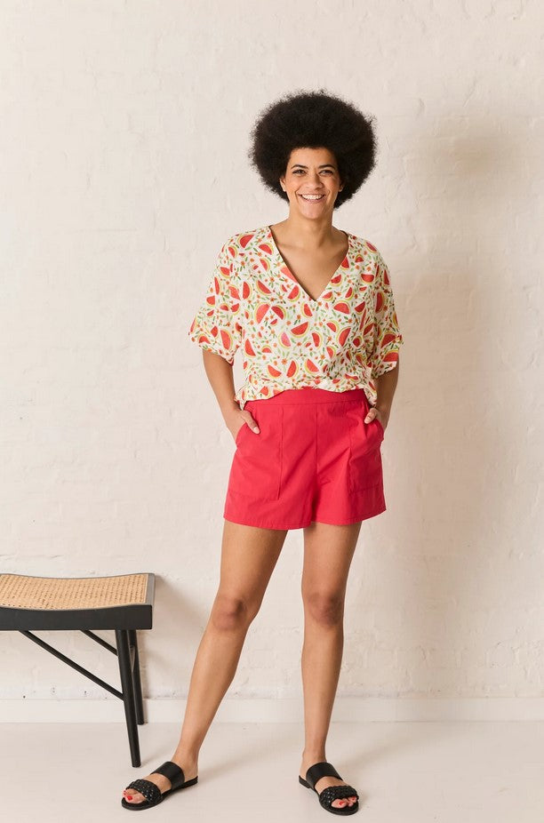 Sommerlicher Viskosestoff mit Wassermelonen als Bluse Billie vernäht
