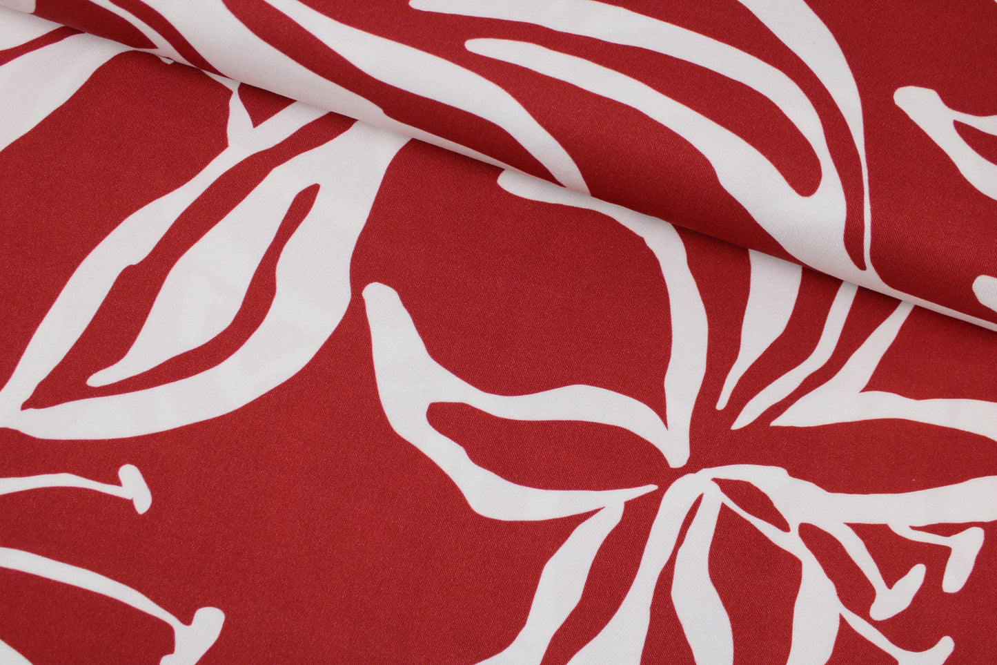Viskosestoff Light & Lush mit Blumenmuster Rot Ecru quer