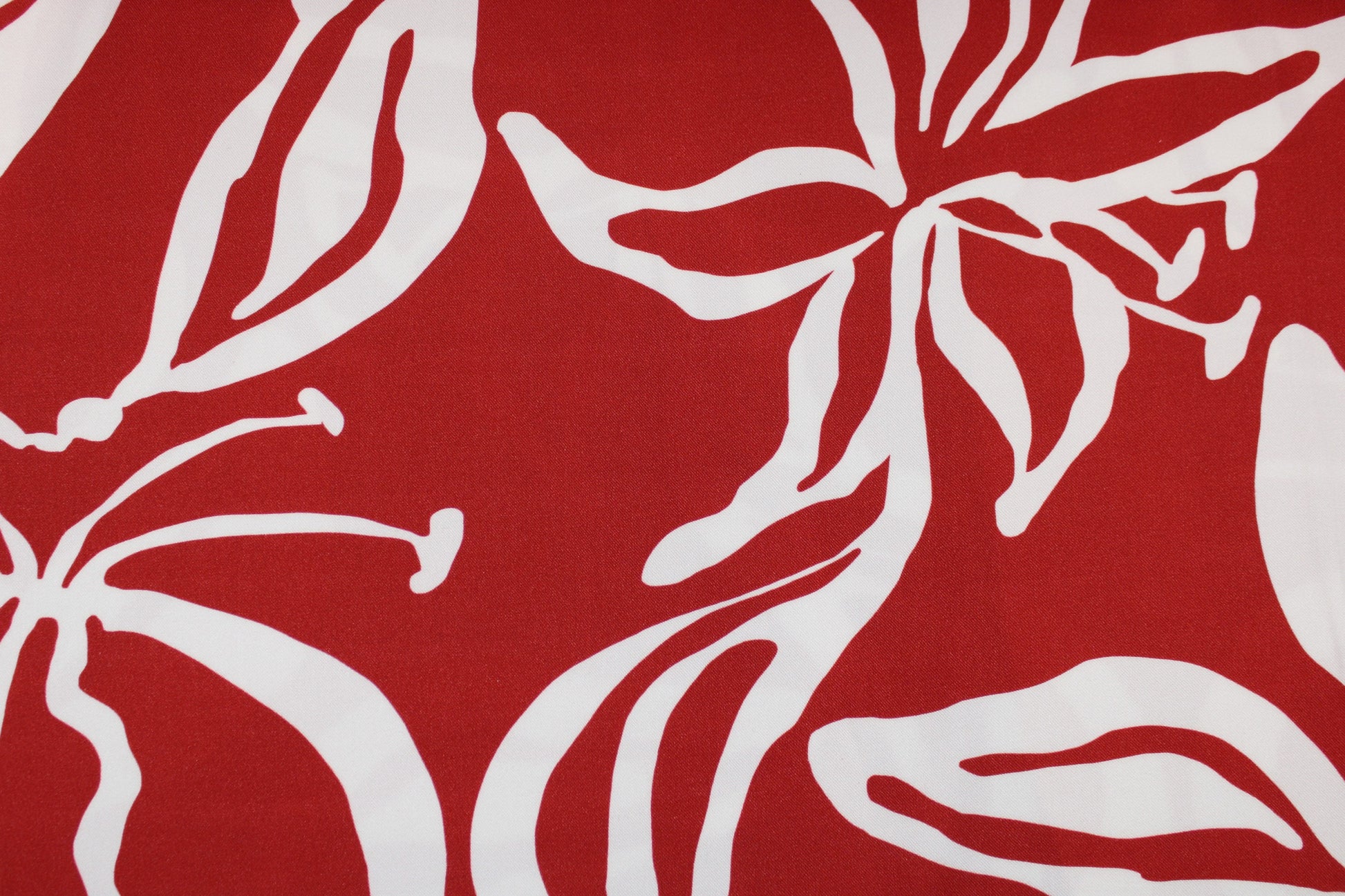 Viskosestoff Light & Lush mit Blumenmuster Rot Ecru Detailbild