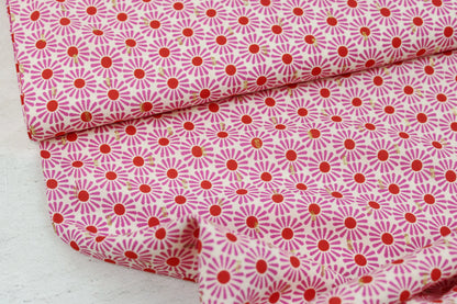 Viskosestoff mit Retro-Blumenmuster in Pink und Rot Ballenansicht