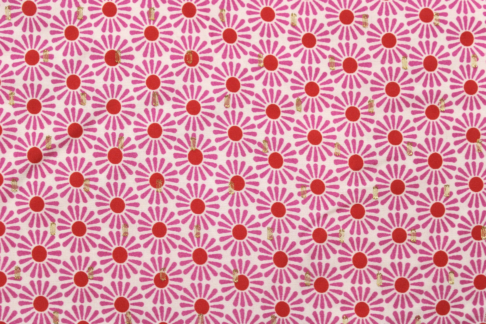 Viskosestoff mit Retro-Blumenmuster in Pink und Rot Detailbild