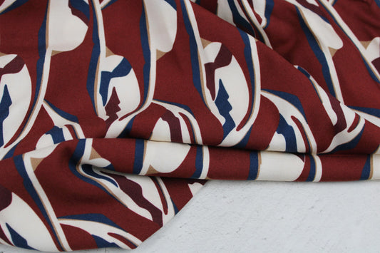 Weicher Viskosestoff mit leichterm Stretchanteil mit Retro-Blumenmuster