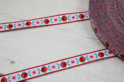 Webband Sweet Apple Ivory mit Äpfeln und Blüten Rolle