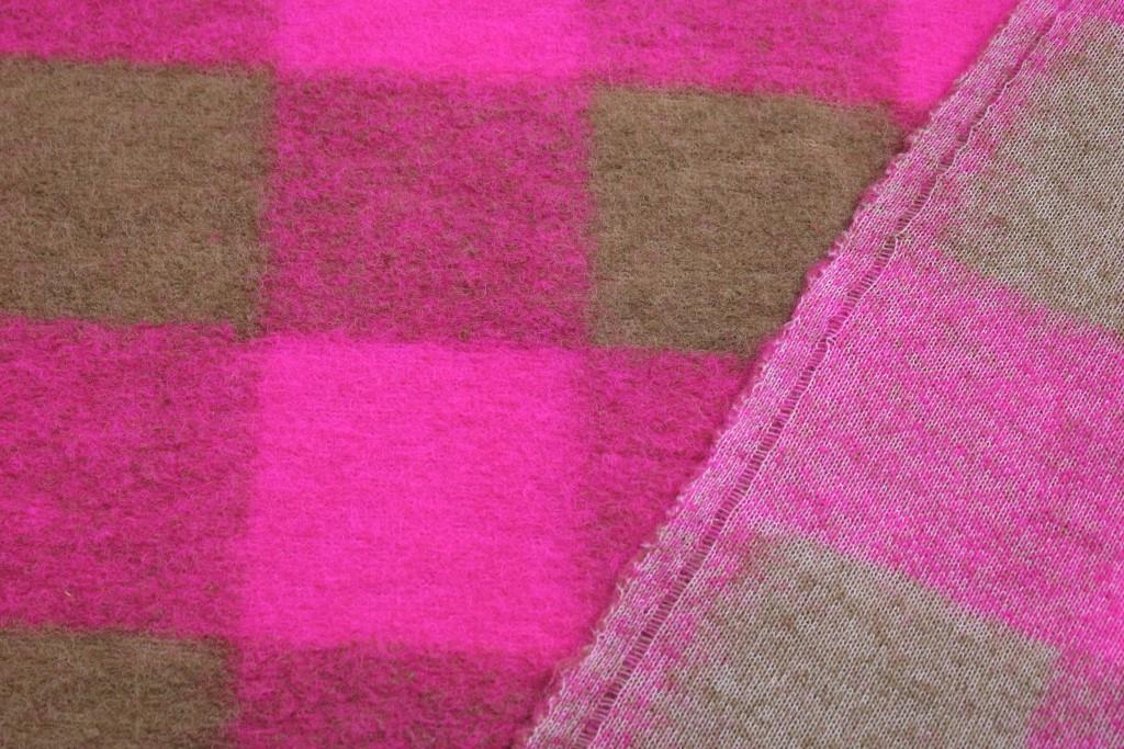 Wollgemisch mit großen Karos in Neonpink und Braun mit Rückseite