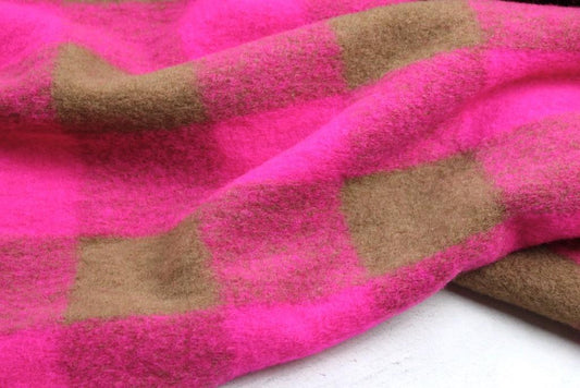 Wollgemisch mit großen Karos in Neonpink und Braun