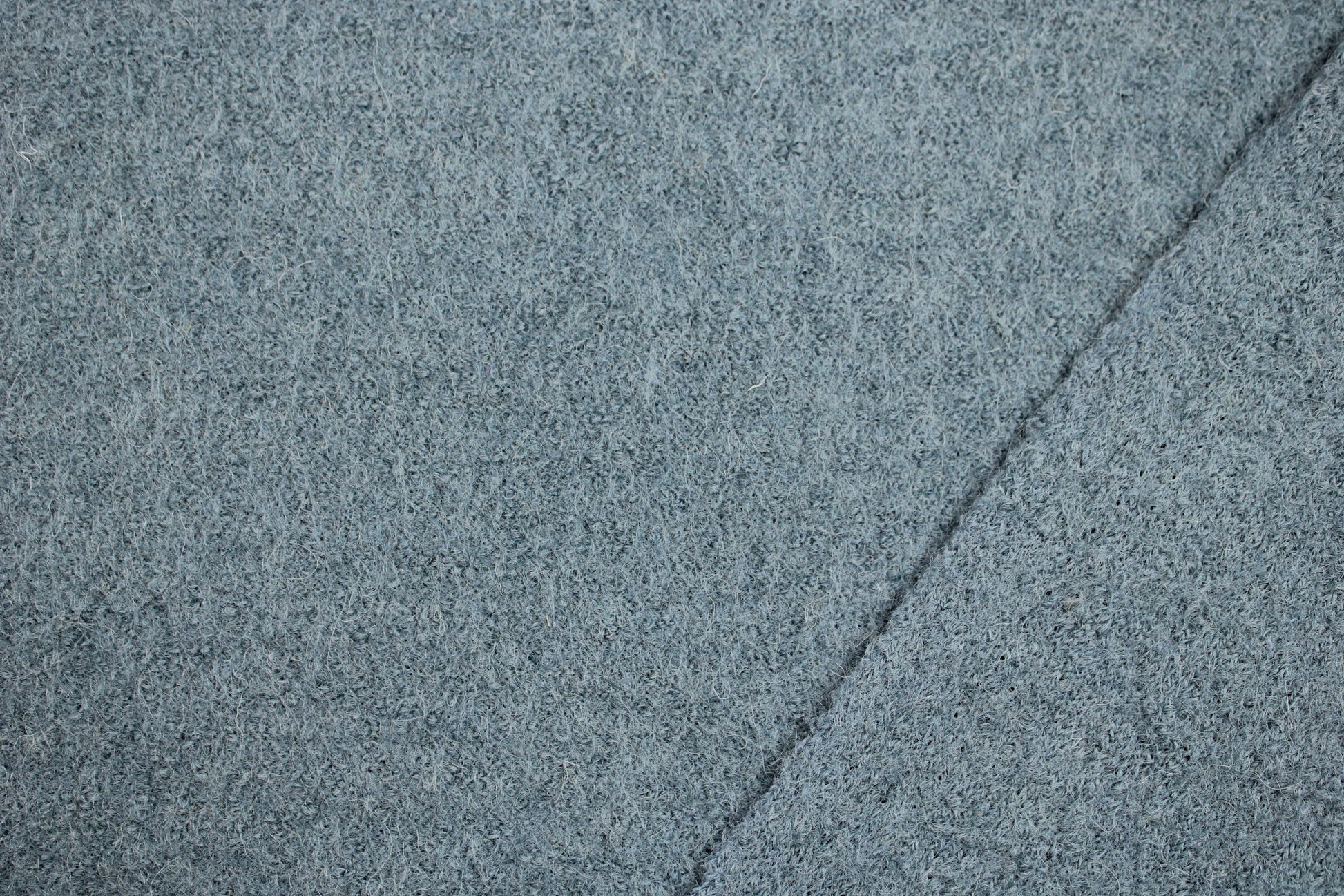 Wollwalk Naomi HW23/24 in rauchblau mit Innenseite